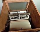 French tabletop stereo viewer